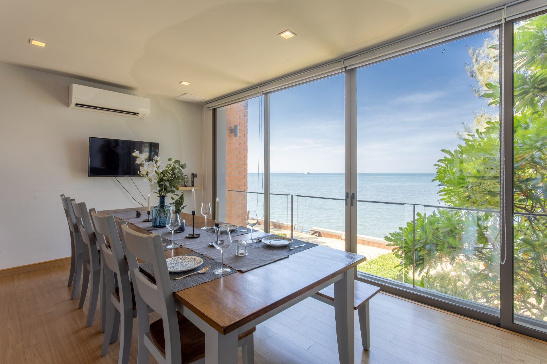 Sand Beachfront Villa IV villa photo