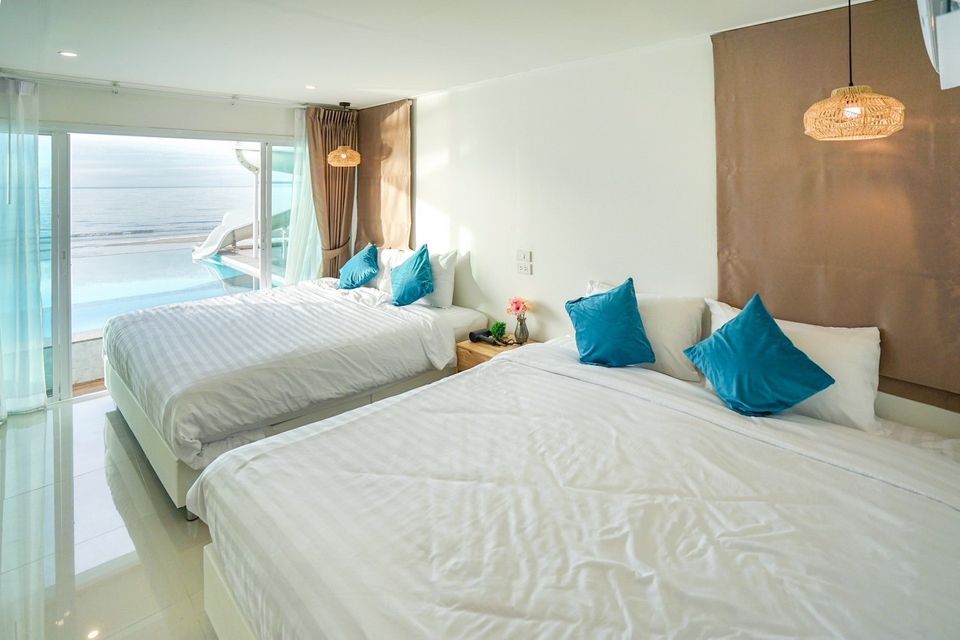 Bedroom area - Bubble Sea VII Pool Villa (02)