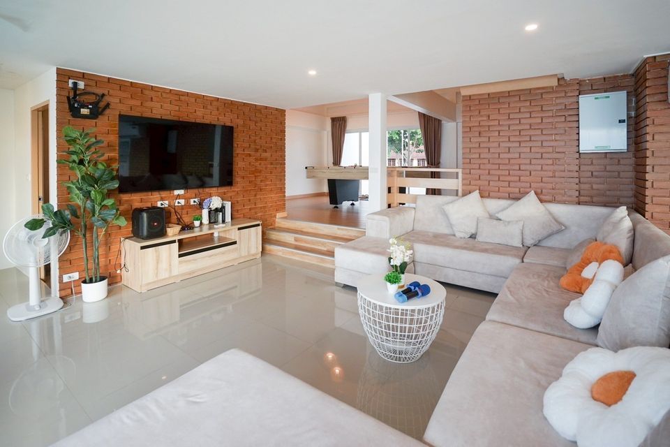 Living area - Bubble Sea VII Pool Villa (09)