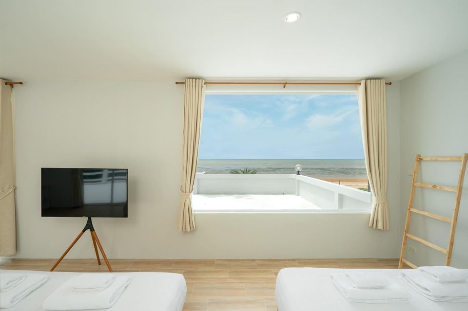 Bedroom 9 – La Palma Villa Kuiburi