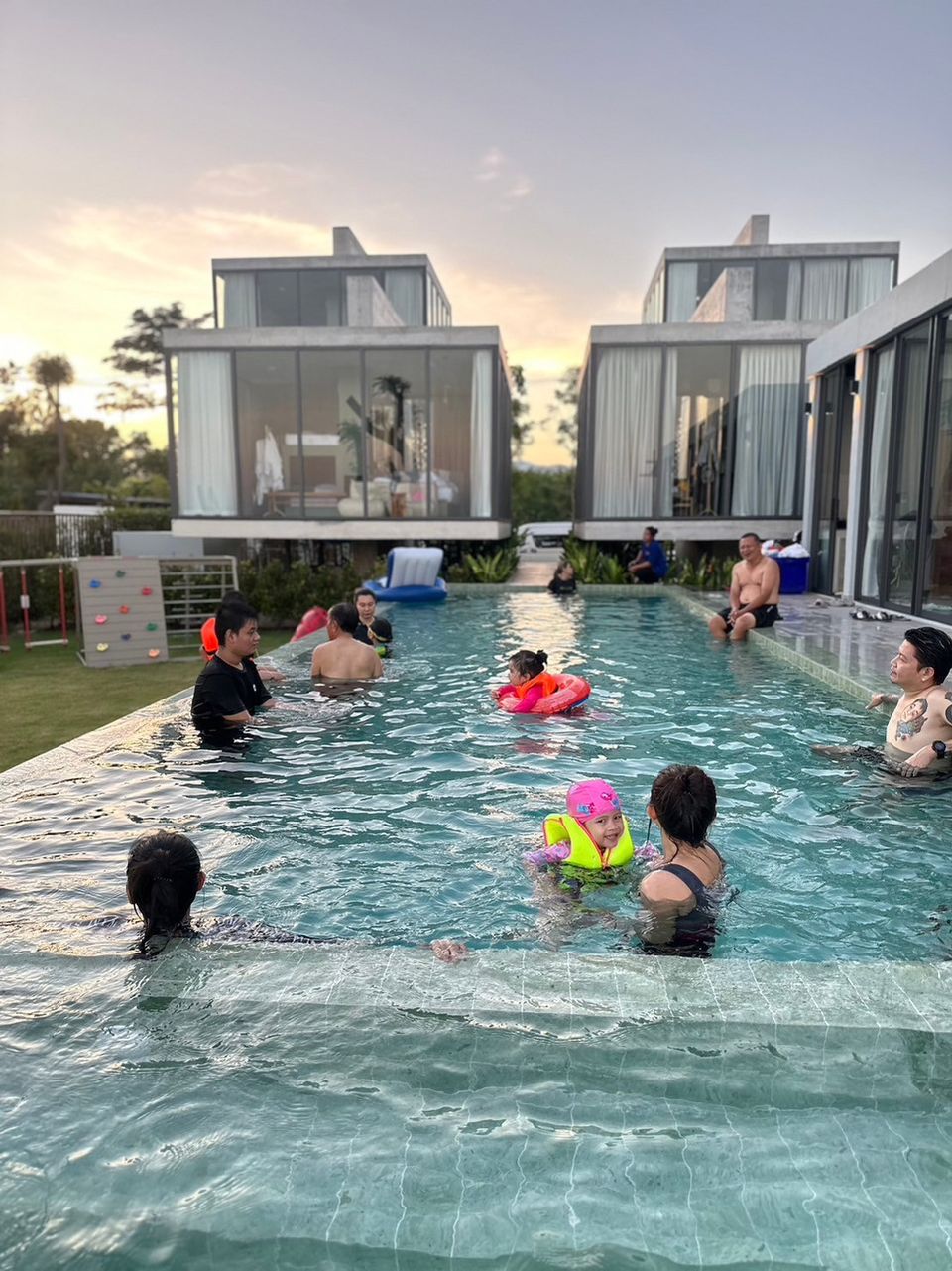 Sea Fan IV Beachfront Pool Villa highlight 5