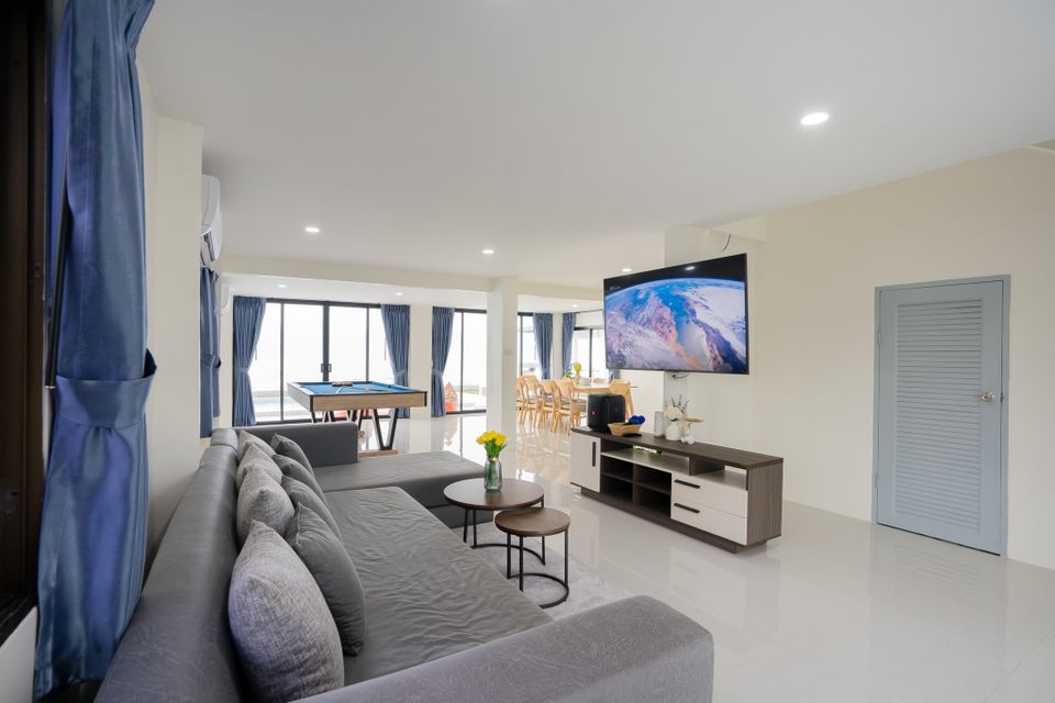 Living area - Sea Time V Pool Villa (05)