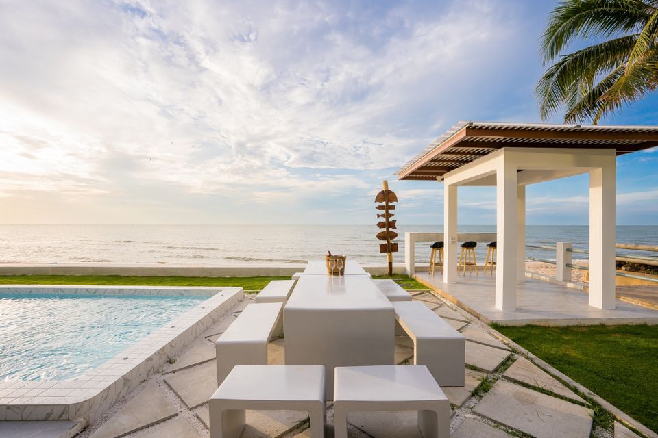 Outdoor area - Sea Time V Pool Villa (06)