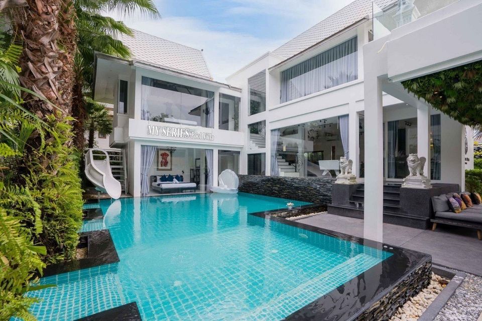 Series VII Pool Villa Pattaya | 7 Bedrooms | Kay Luxury Villas | Kay ...